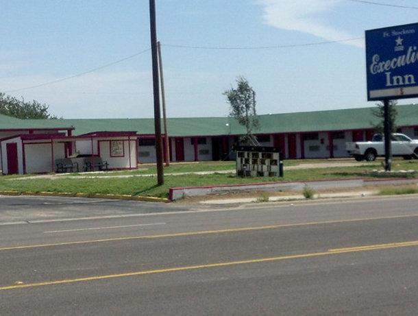 Executive Inn Fort Stockton Exterior photo
